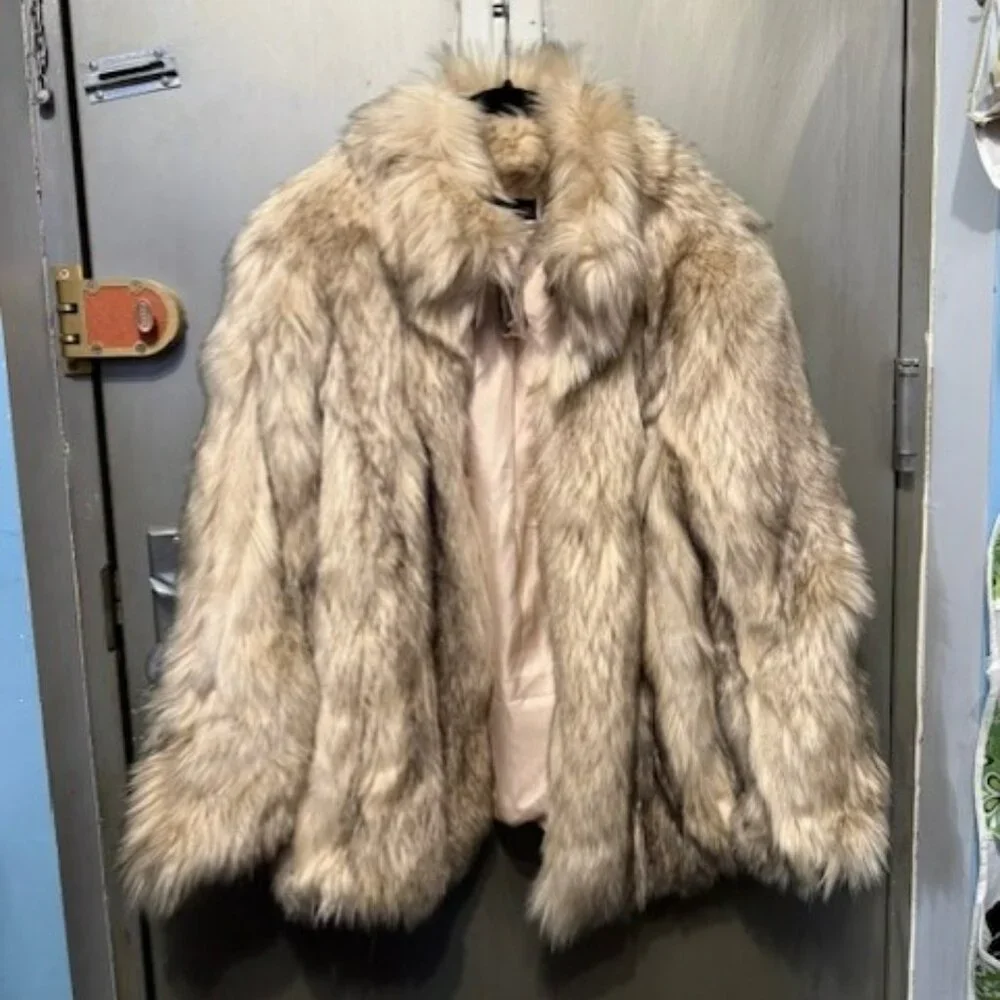 1970s Retro Vintage Inspired 'Leah' Faux Rabbit Fur Coat - Picture 6 of 16